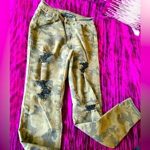 Camo distressed jeans